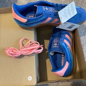 Adidas gazelle indoor  Vibrant Blue and Pink Sneakers